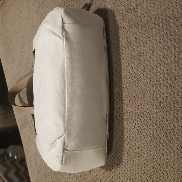 Vera Wang Satchel Purse - Picture 6 of 16